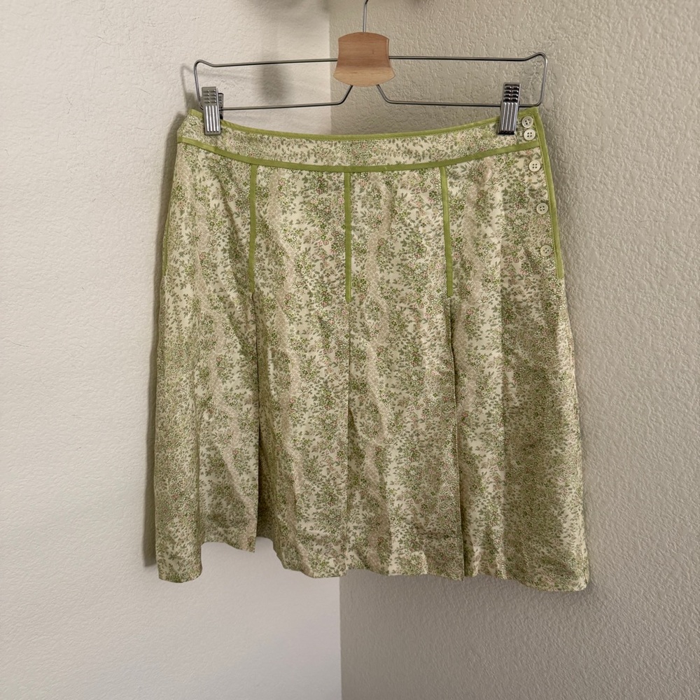 Ann Taylor silk Green Floral pleated A line Skirt size 6P fairy cottagecore